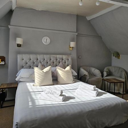 Castle View Hotel シェプストウ エクステリア 写真